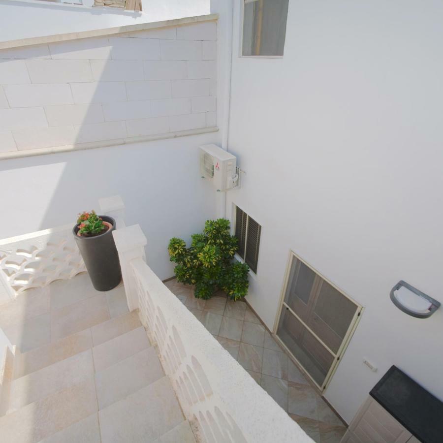 Eolo Casa Vacanze Torre Lapillo Exterior foto